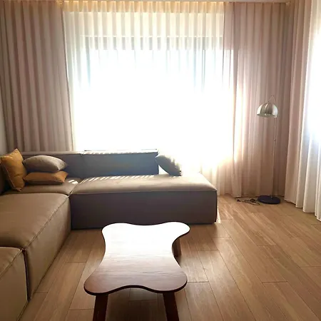 Luxury Center Old Bazaar Apartment