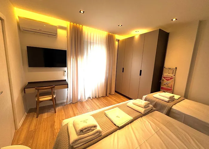 Luxurious & Spacious Old Bazaar