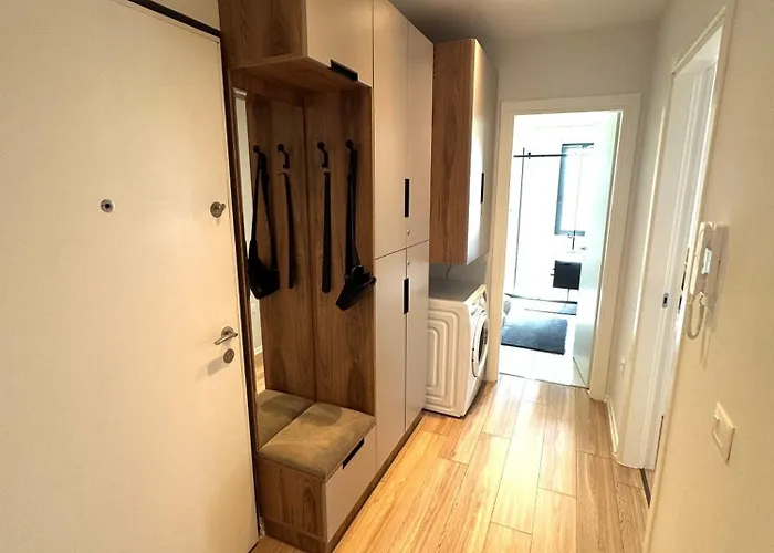 Luxurious & Spacious Old Bazaar Appartement Tirana