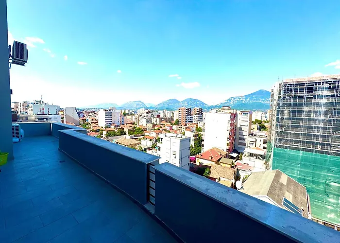 Luxurious & Spacious Old Bazaar Appartement Tirana