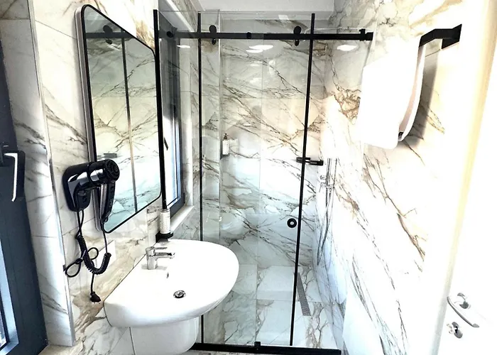 Luxurious & Spacious Old Bazaar * 地拉那